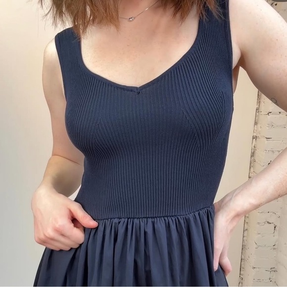 NWT MOON RIVER Sweater Top Eyelet Detail Midi Dress NAVY medium - Picture 5 of 12